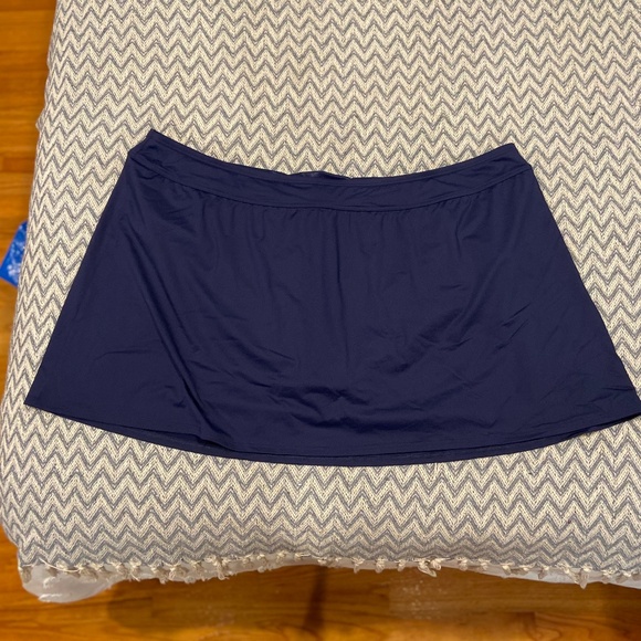Lands’ End Swim Skirt – Navy Blue – Size 24W - Picture 1 of 6